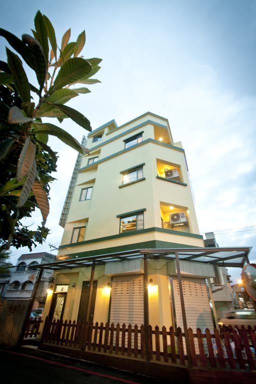 皇裔民宿 - 歐式小屋 Hualien City Exterior foto