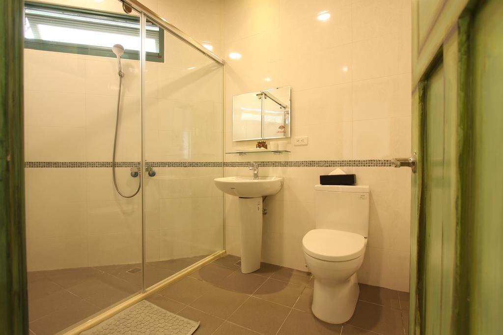 皇裔民宿 - 歐式小屋 Hualien City Exterior foto